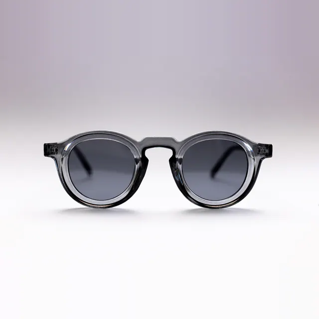 Clear Grey & Charcoal, Shady Classic by Shady Europe
